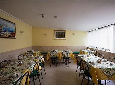 Hotel Dolomiti Rome